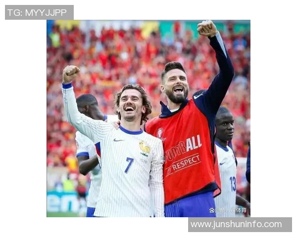 法国队备战强敌西班牙队!球员状态亮眼,教练信心满满 法国队备战强敌西班牙队!球员状态亮眼,教练信心满满