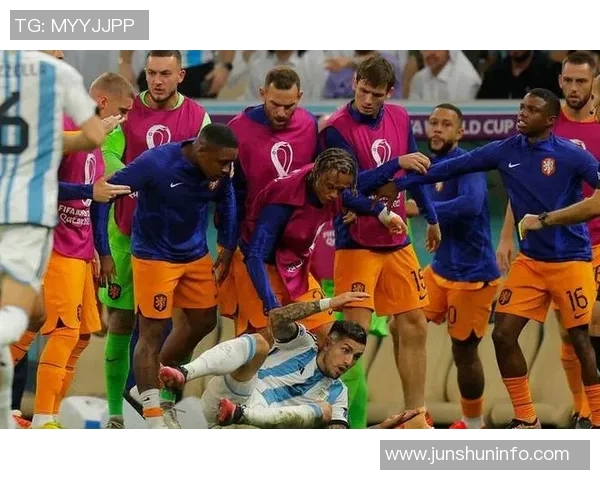 范加尔表示荷兰国家队进球才是最大问题,需加强攻击力